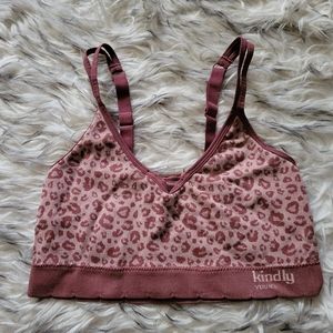 Kindly pink cheetah sports bra medium